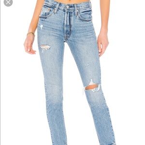 Levi’s 501 S skinny jeans in “can’t touch this”